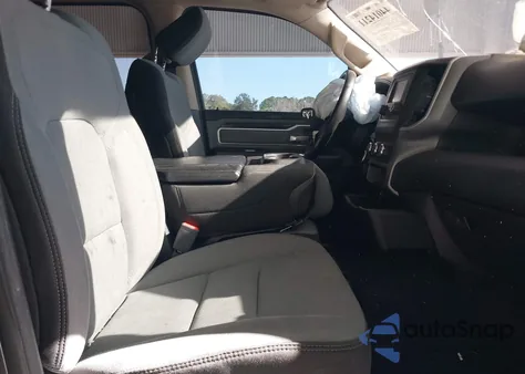 2020 Ram 1500 Big Horn 4X4 5'7 Box из США, поврежденный, VIN 1C6SRFFT6LN285787